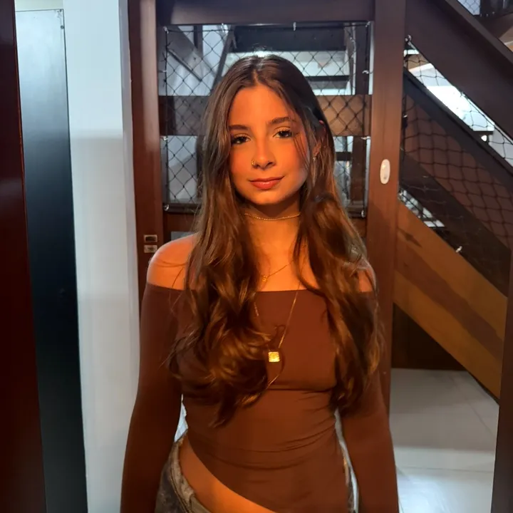 @leleecardoso_