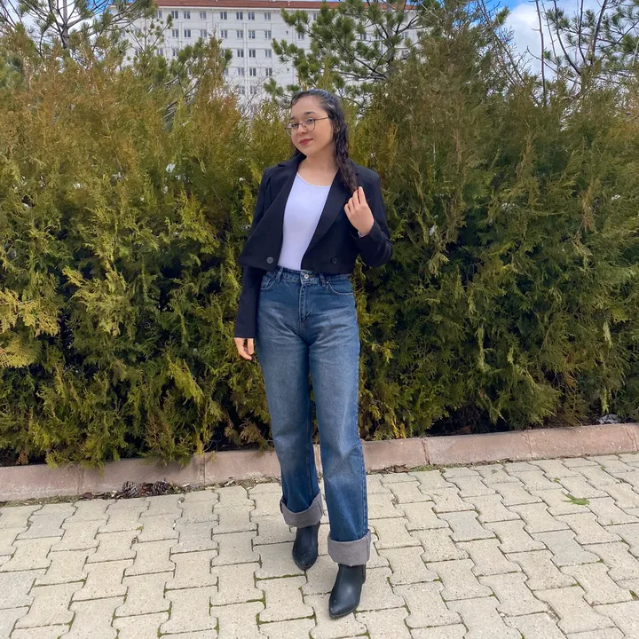@seerifenazz_