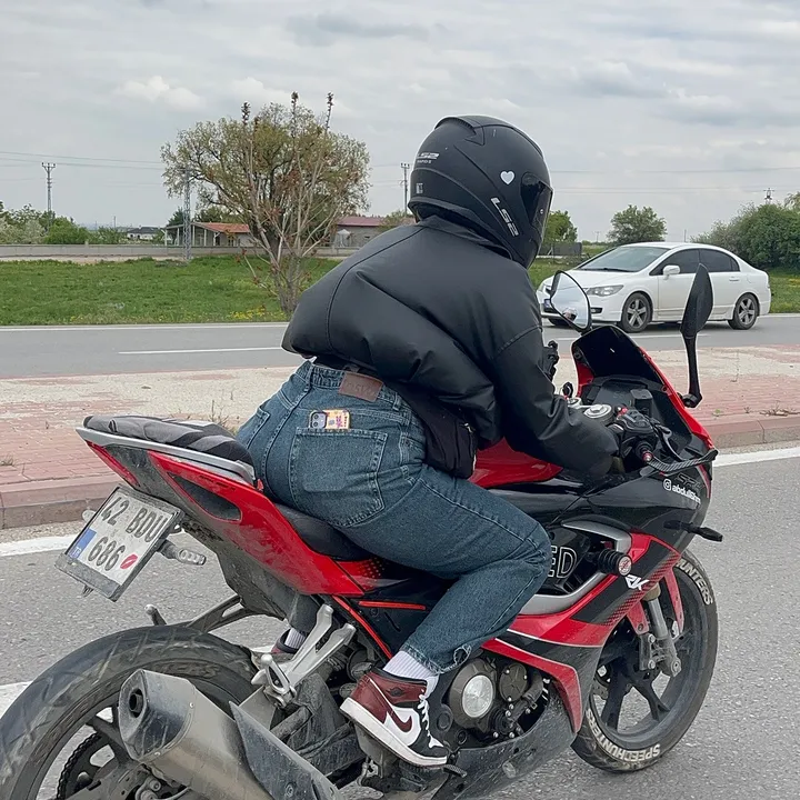 @user_182057201