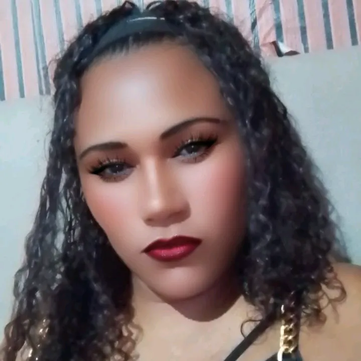 @moreninhalinda.com1