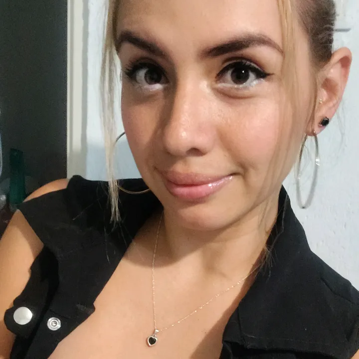 y.alejandra0408