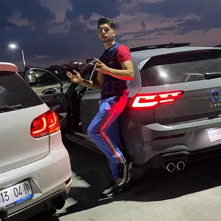 @chakerchaker491