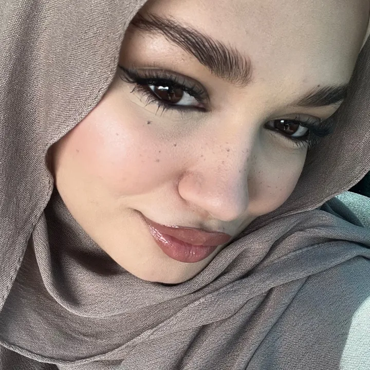 @lyly.chabane
