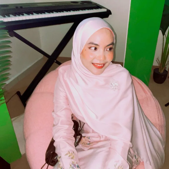 ainshazlina