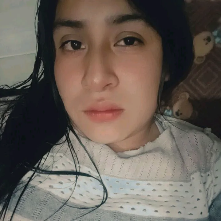 @esmeraldamedelrosas