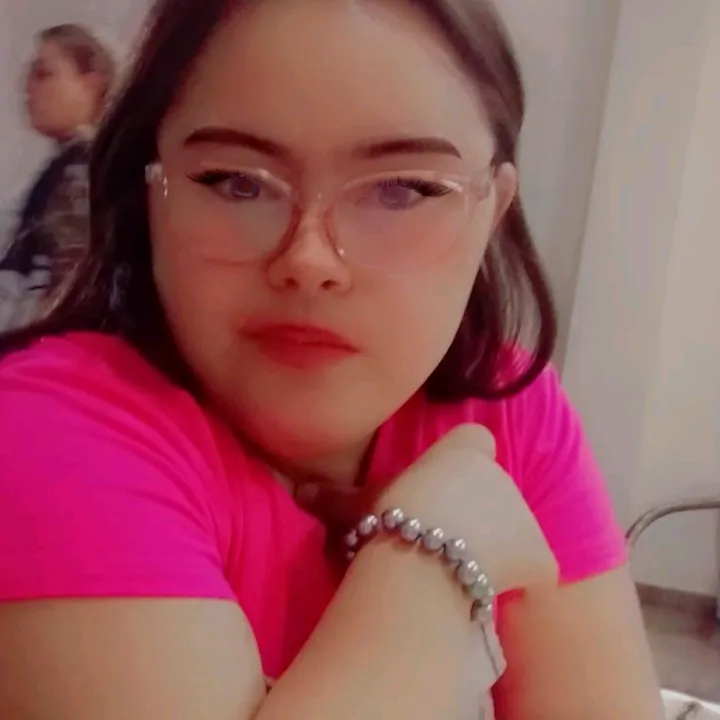 @avril_real_10