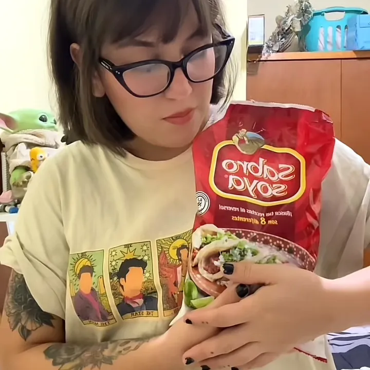 @labrujacomeplantas