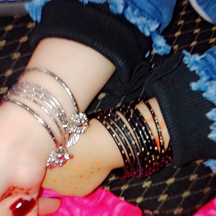 @anaya07fatima07