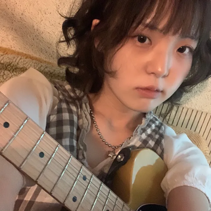 @jeonghyunnn