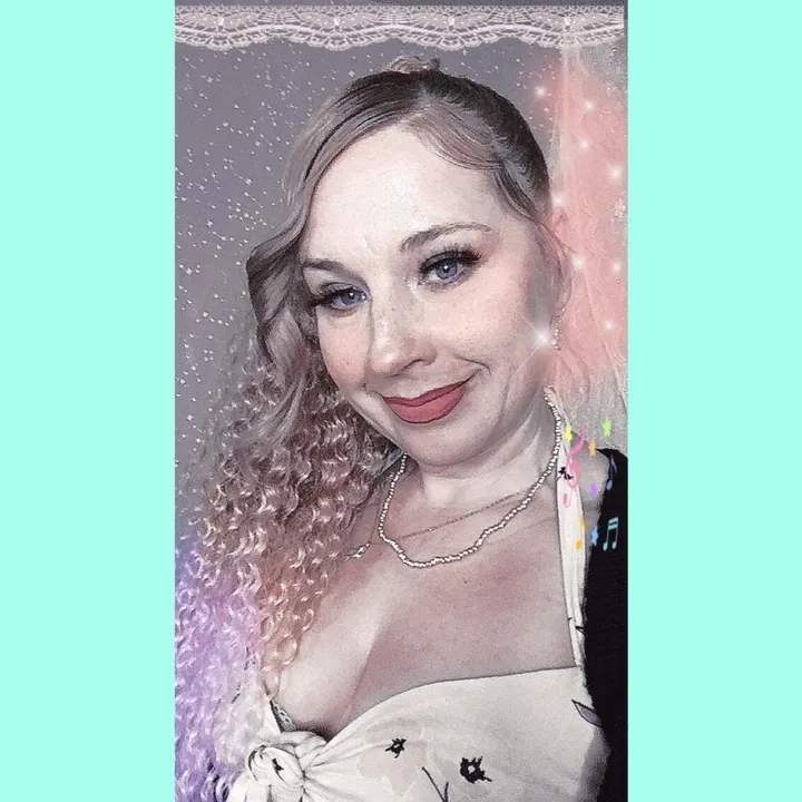 @yofriendlace