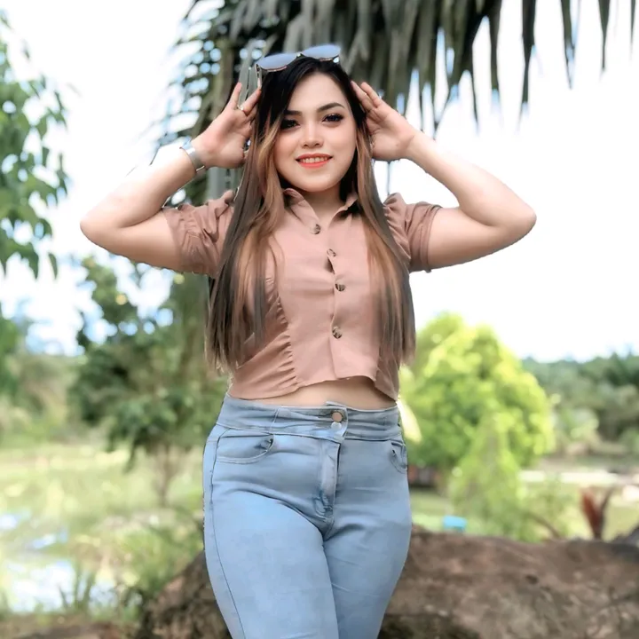 @ayuzivaniaparman
