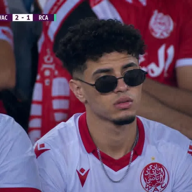 @_yassine_hets