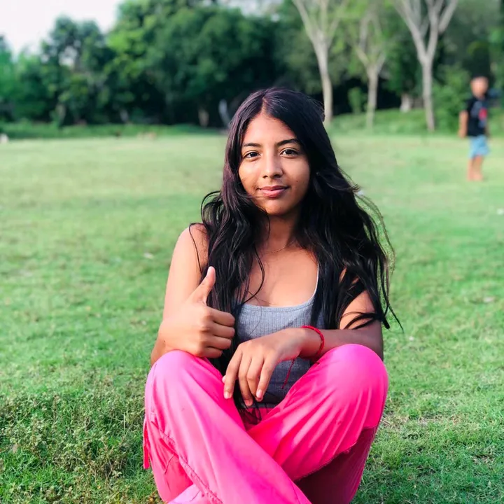 emelycastillo486
