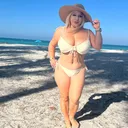 @allykitty08