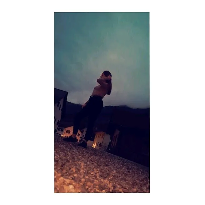 @_.an___na._