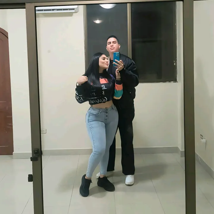 @karlaparedes034
