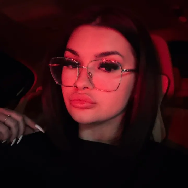 @st_vanessa_