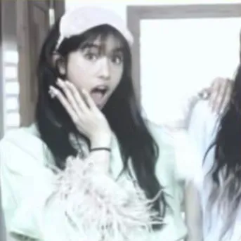 sama_colachadorea
