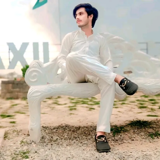 @cute_malik10