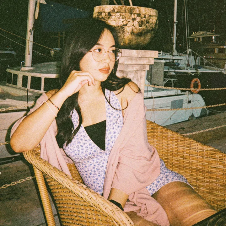 @adeliaanggip