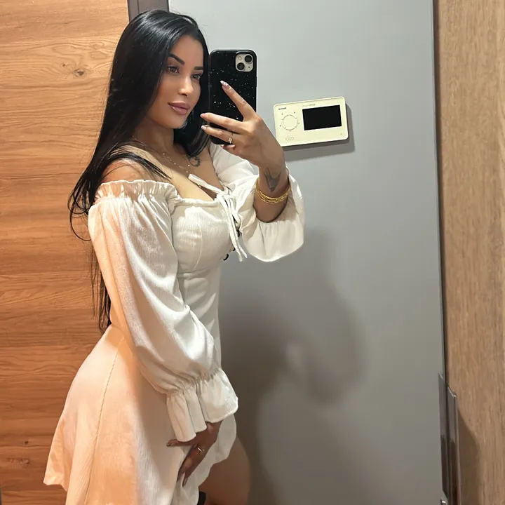 aysesoyturkk