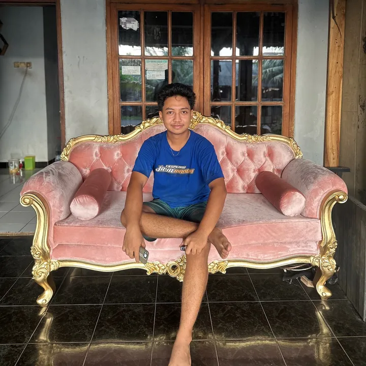 rownfurniture