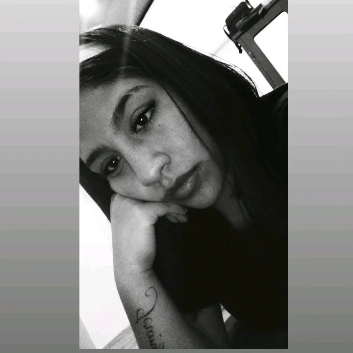 @vivianaaa_11