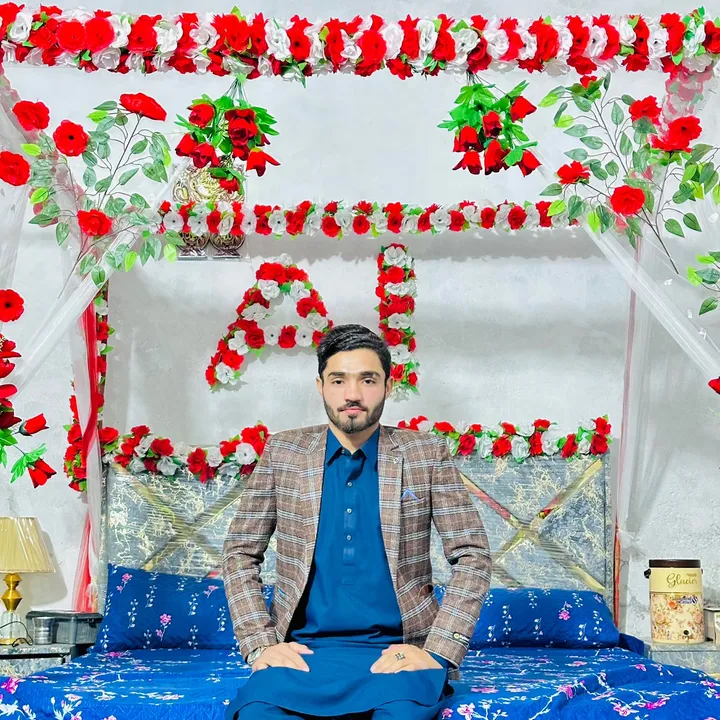 @lahoriking710