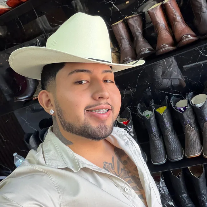 topa_boots