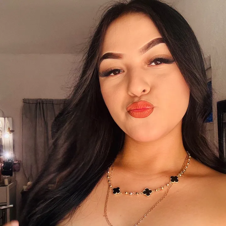 @odalisnetro22