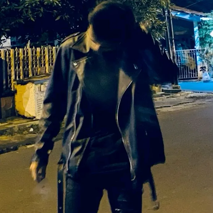 @mlna_rhmnn