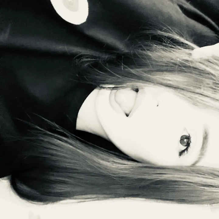 @nesvikq