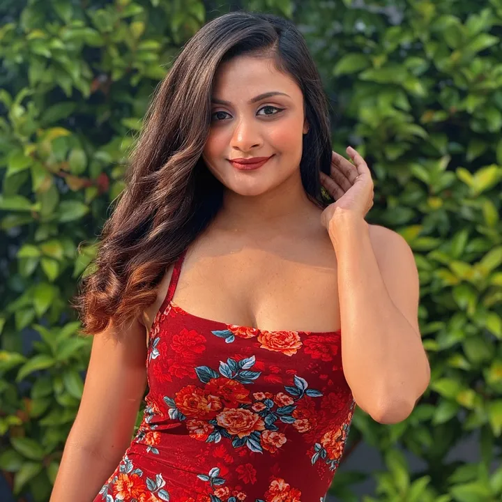 @melanirodrigo