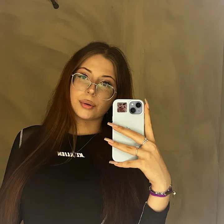 @n1ka_t1n