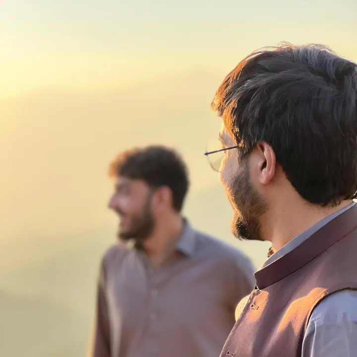 @numikhan2323