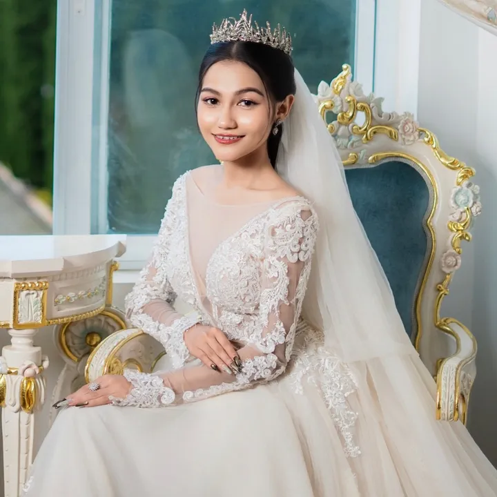 @hninwaimoe1515