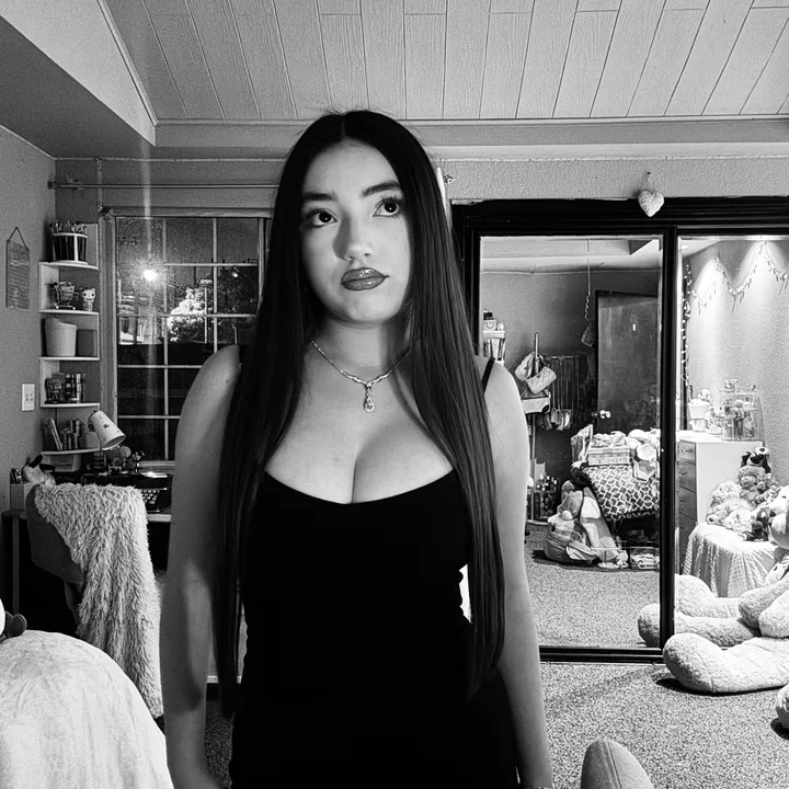 25kiara01