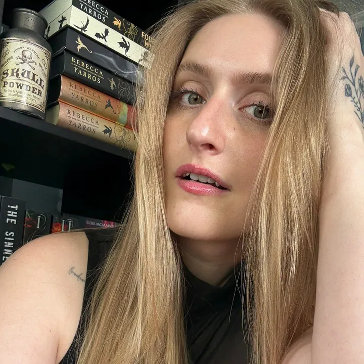 @nerdynympho