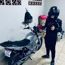 @crishenry_
