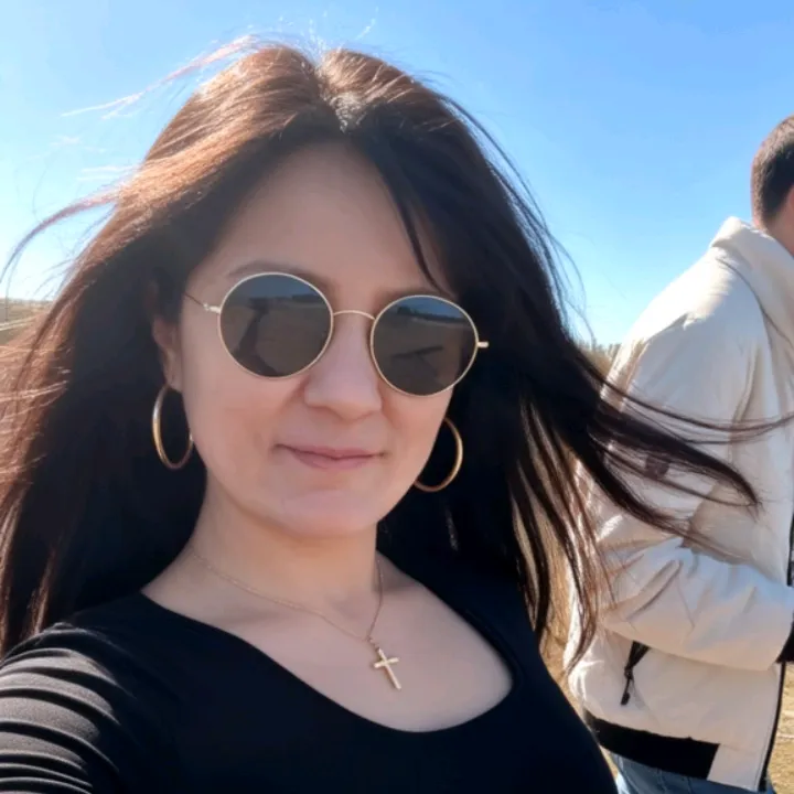 @dashakazmerchak0