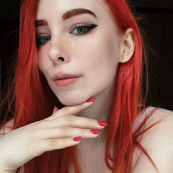 @themollyredwolf