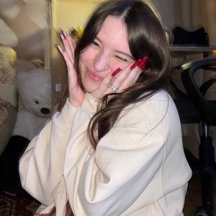 kitana_fangs