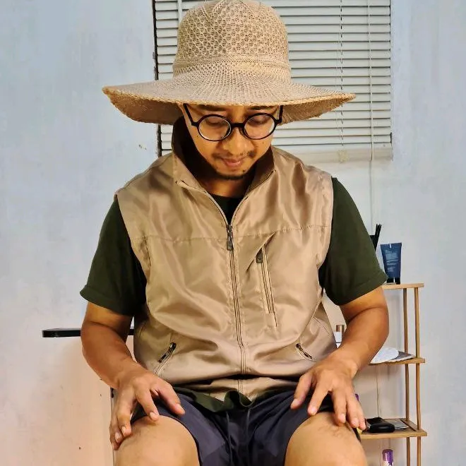 mas.akhiria