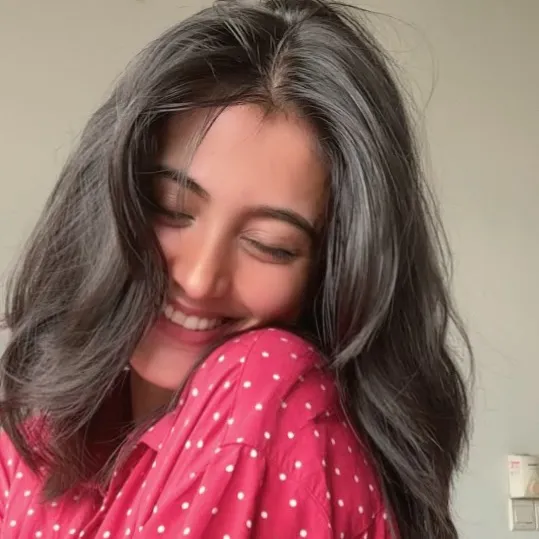 @leahnaveed19