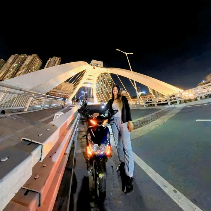 chinita.moto.vlog