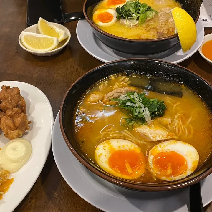 @waktunyauntukmakan