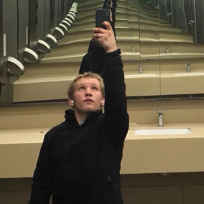 _mironov.maksim_