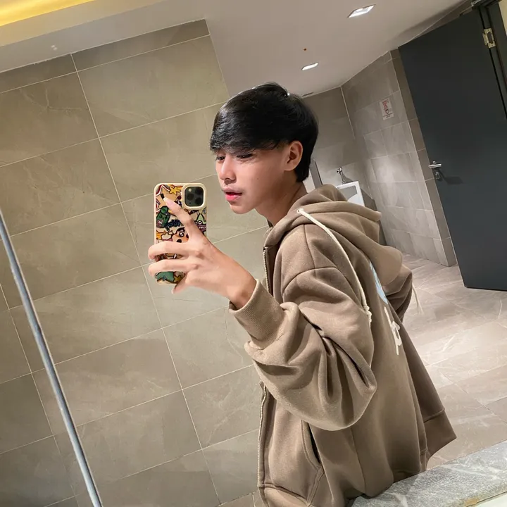 vannyro_kdorthom