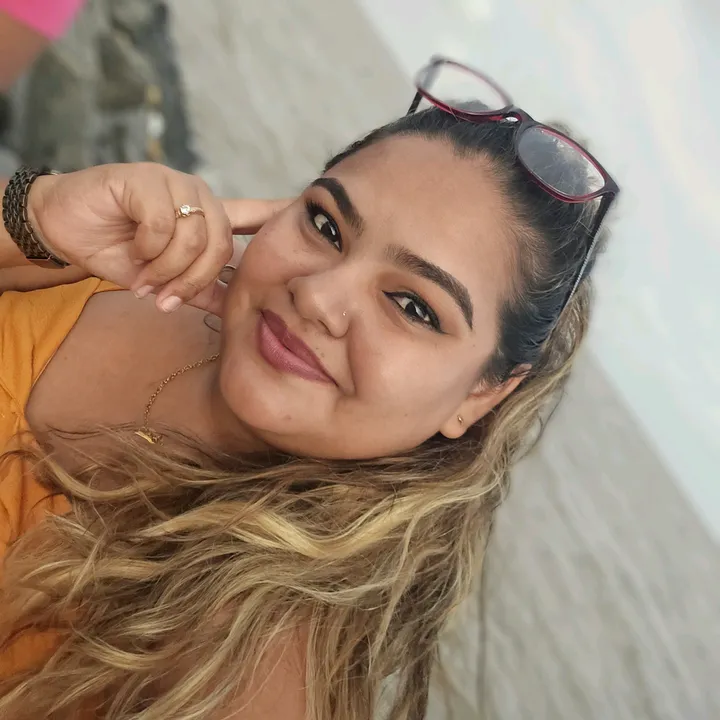 @nadiaadrian13