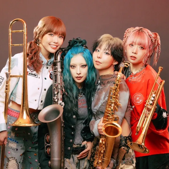 mos_brass